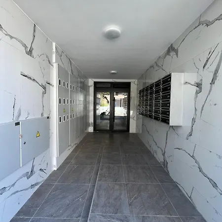 19 Merlinka Lux Apartamento