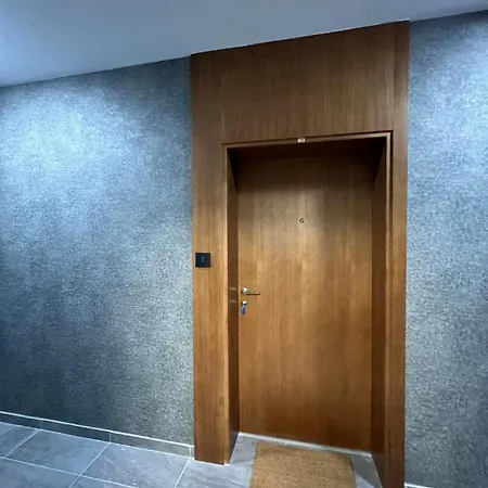 19 Merlinka Lux Apartman *