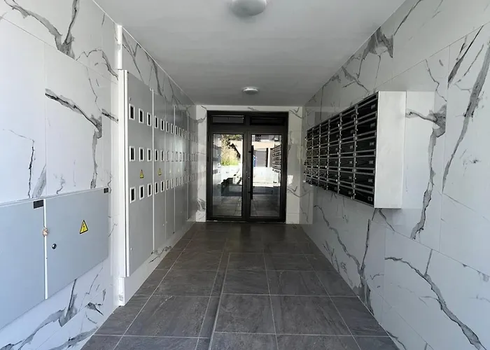 19 Merlinka Lux Daire